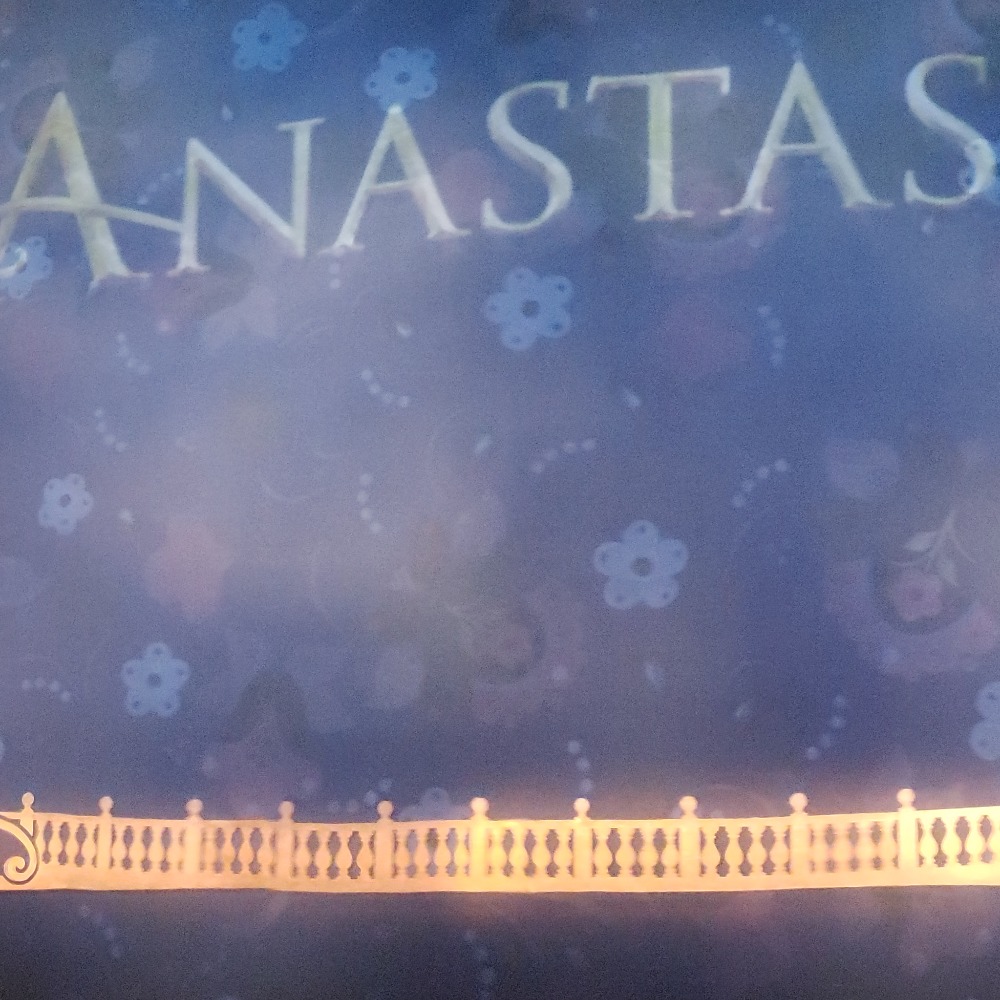 Meet your Posher, Anastasia